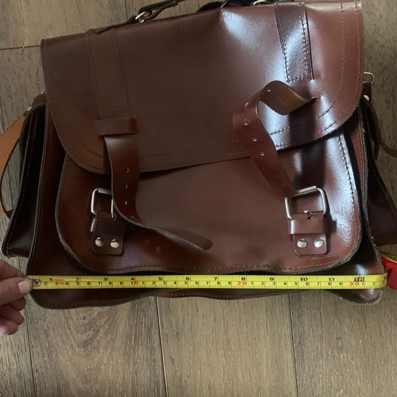Vintage Leather Messenger Bag with Handle and Strap - Picture 2 of 12